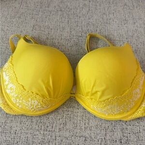 Victoria's Secret Sunny Yellow Lace Bra